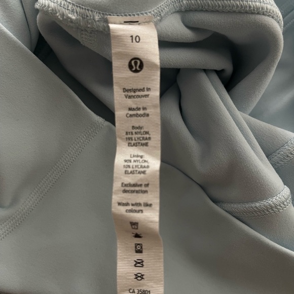 Lululemon Cream and Blue Sports Bra and Leggings Bundle - Picture 6 of 6